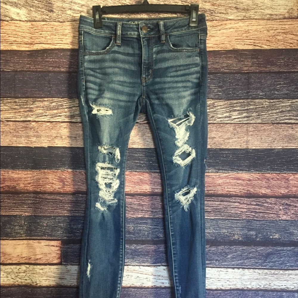 AE Distressed Stretch Jeans